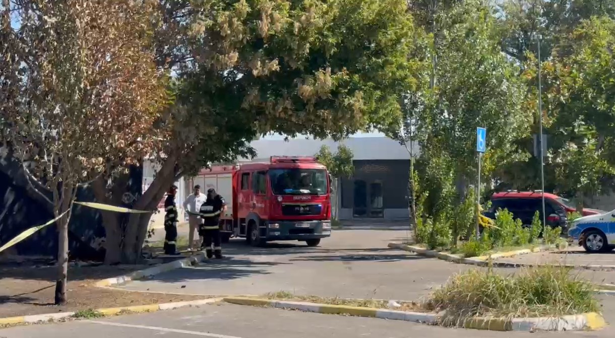 VIDEO Fostul club Bellagio, din Mamaia, cuprins de flăcări a treia oară în mai puțin de 7 zile!