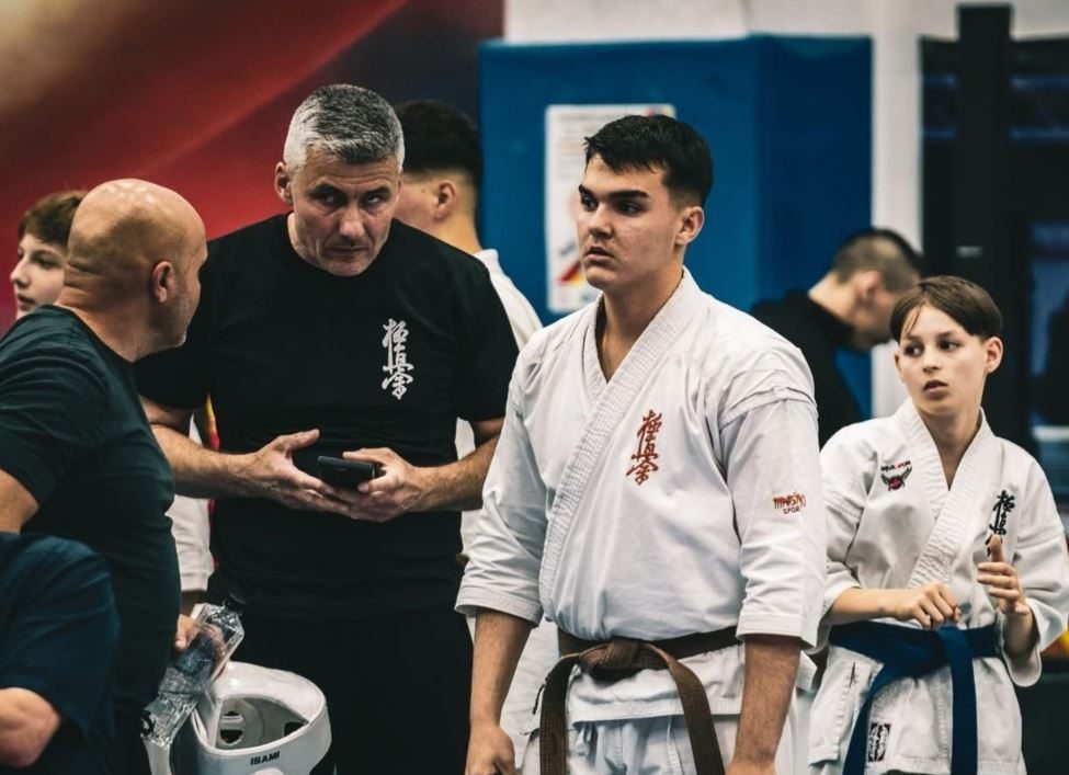 Bogdan Ene Nicolae de la Colegiul Militar Alexandru Ioan Cuza reprezintă România la Campionatul European de Karate