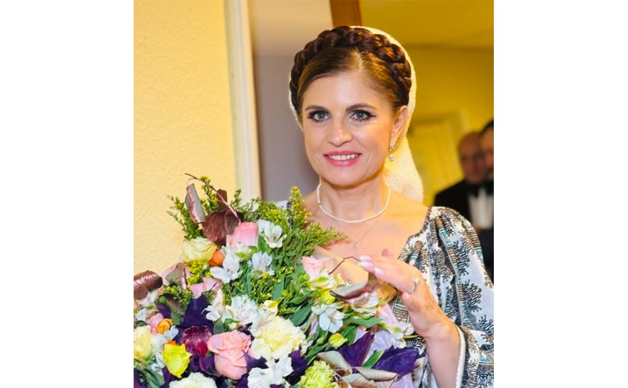 Țeapa banilor din dividende: Cântăreața de muzică populară Mariana Ionescu Căpitănescu, la un pas să devină victima infractorilor