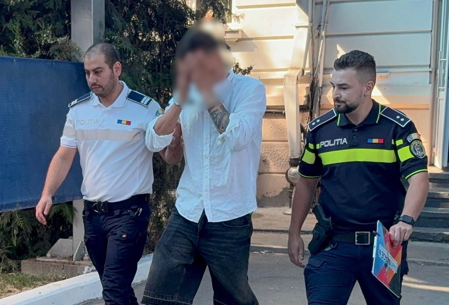 VIDEO Constanța: un bărbat fără permis auto a accidentat o bătrână și a fugit. El a fost reținut și este propus spre arestare