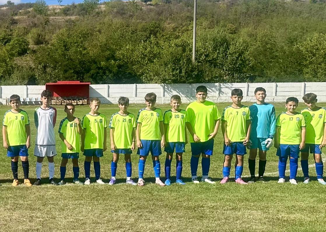 Micuții fotbaliști de la CS Medgidia au învins Dunărea Ciobanu cu 2-1