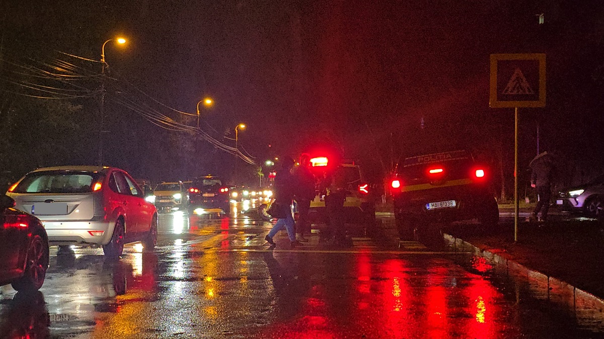 FOTO VIDEO Accident rutier în Constanța! Pieton lovit de mașină pe strada I.L. Caragiale