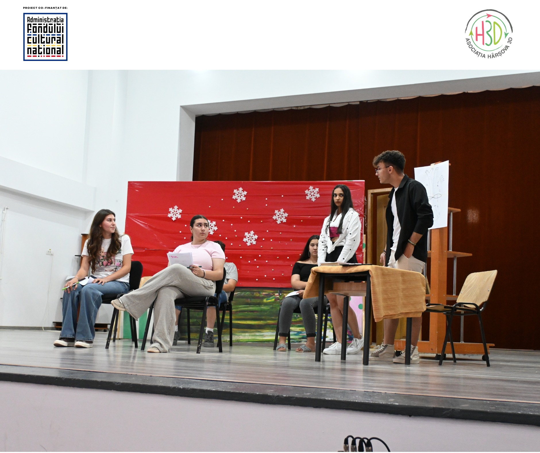 FOTO Asociația Hârșova 3D anunță finalizarea cu succes a proiectului intitulat Harta culturală Hârșova incluzivă. Teatru, educație și joacă