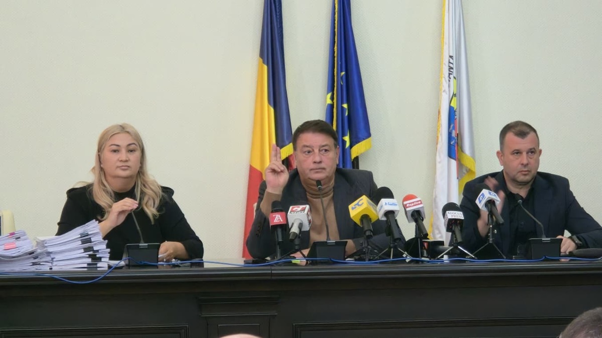 Consiliul Județean Constanța ședință Florin Mitroi Răzvan Filipescu