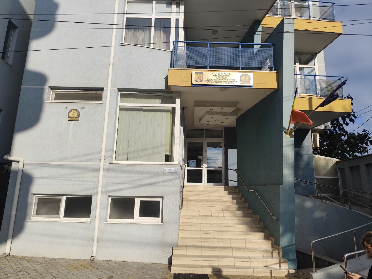 DNA Constanța angajează șofer! Iată cine poate participa la concurs. Se cer studii medii și permis de conducere categoria B
