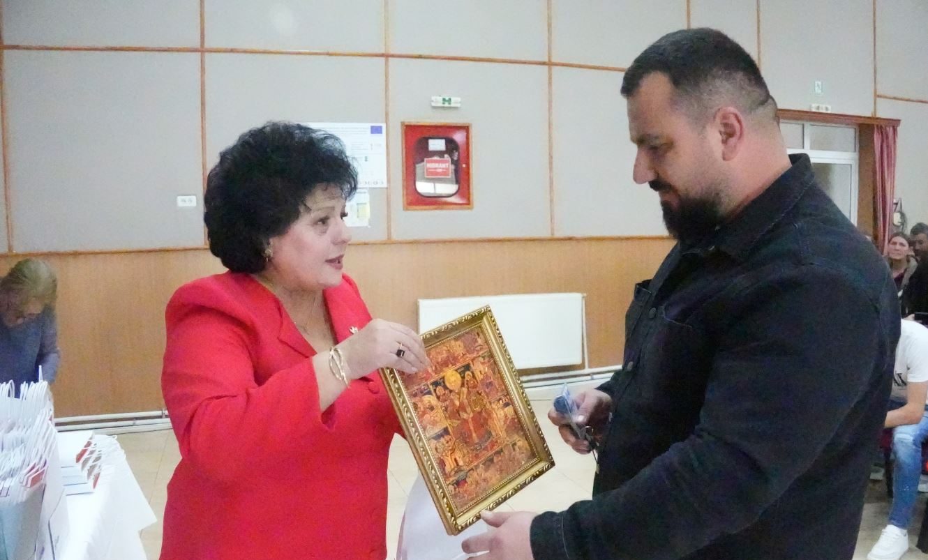 FOTO Două noi blocuri ANL au fost finalizate la Cumpăna: Primăria a repartizat familiilor tinere 64 de locuințe