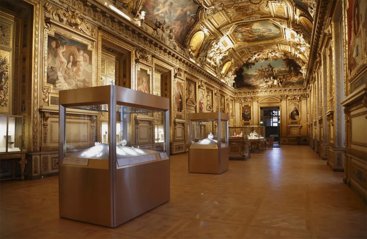 Galeria Apollo, Muzeul Luvru