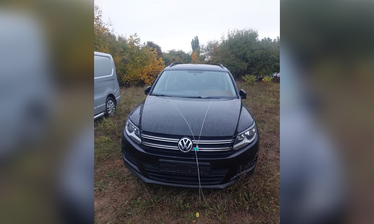 FOTO Autoturism de circa 12.000 de euro, căutat în Olanda pentru confiscare, descoperit la Ostrov