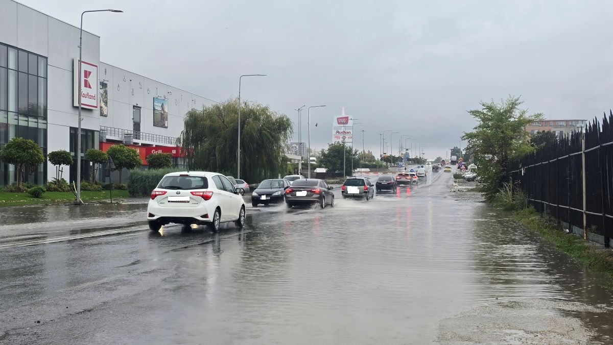 FOTO VIDEO Atenție, șoferi! Cum se circulă la această oră în municipiul Constanța și Mamaia
