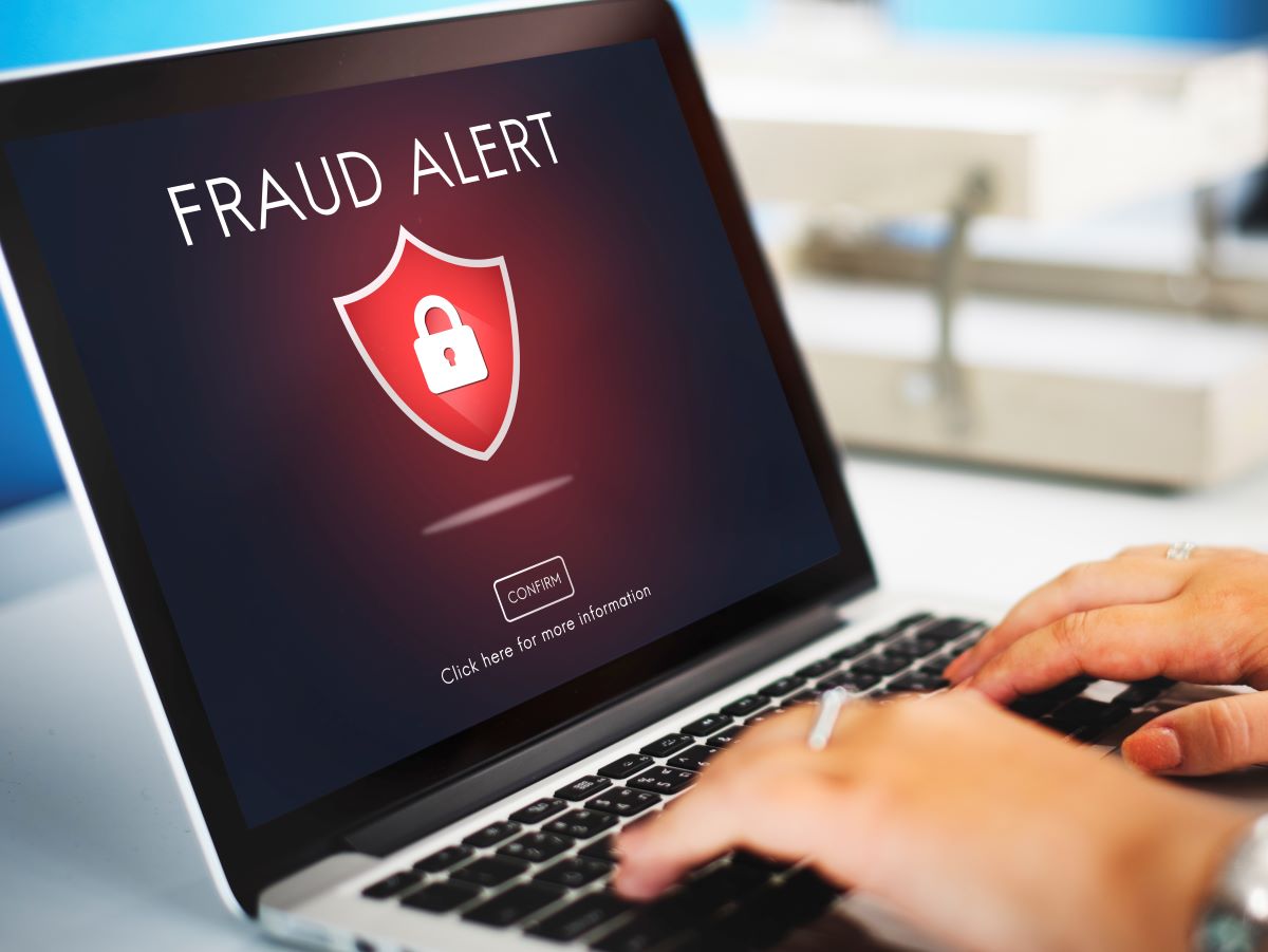 Alertă DNSC: Tentativă de fraudă prin notificări false de amendă online