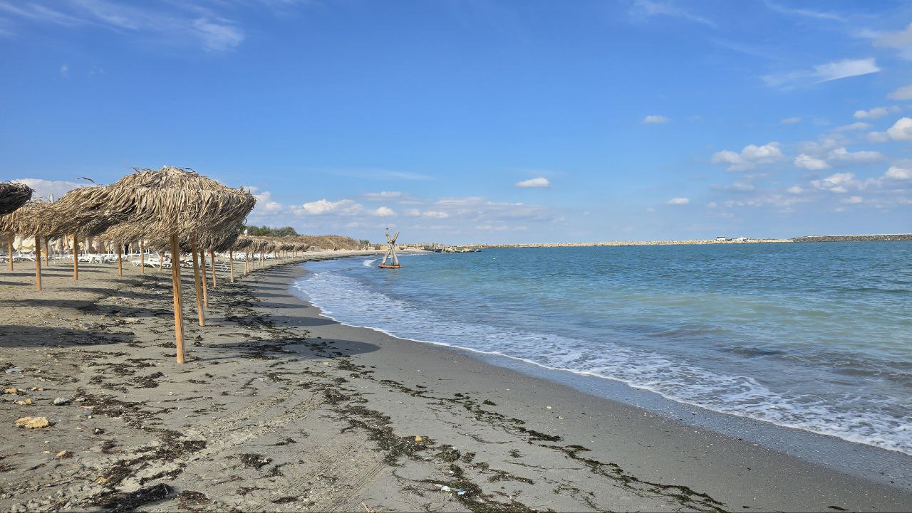 Alertă în Mamaia: fragmente suspecte, posibil dintr-o dronă, descoperite pe o plajă din stațiune