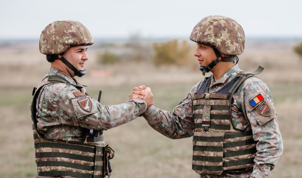 Rezerviștii, somați să se prezinte la antrenamente militare: amenzi de peste 1.200 de lei pentru cei care ignoră convocarea!