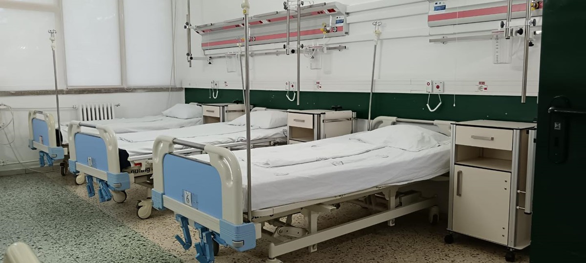 TRAGEDIE Director de spital județean, găsit fără suflare în camera de gardă, la doar 37 de ani!