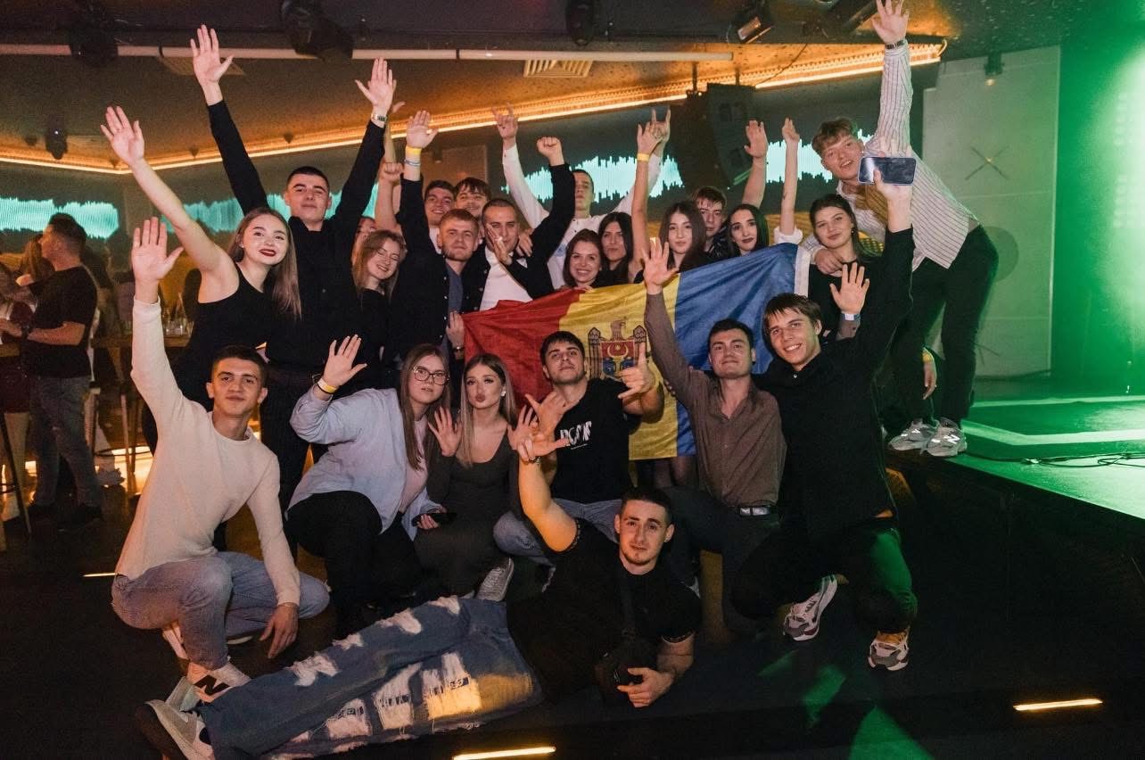 Balul Bobocilor Basarabeni aduce ritmuri moldovenești la Constanța. Guz, invitat special