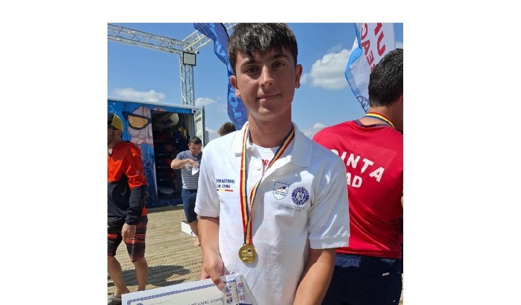 FOTO Tinerii excepționali ai Constanței: Cătălin Bărbuc, de la Școala Gimnazială Remus Opreanu, campion național Stand Up Paddle, technical race