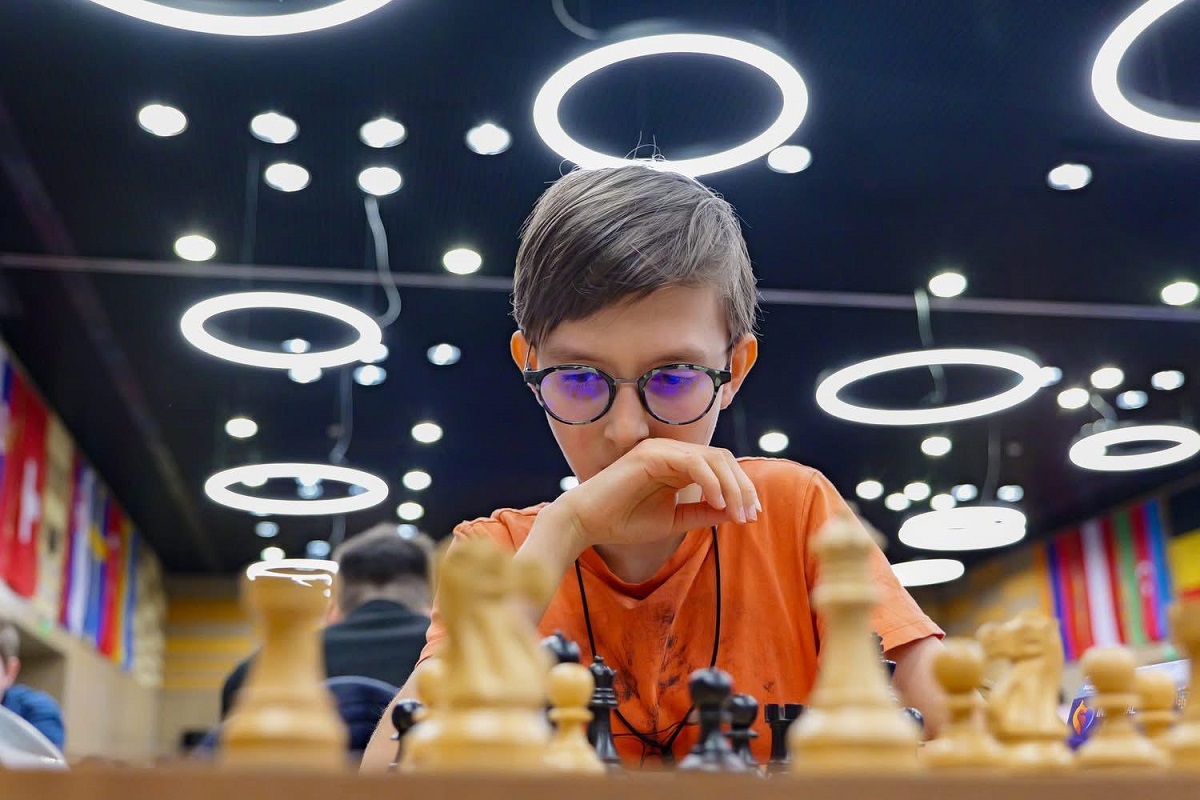 FOTO Tinerii excepționali ai Constanței: Henry Tudor, copilul-minune al șahului românesc. Maestru internațional la doar 14 ani și campion mondial la Chess Solving
