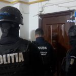 Școala altfel! Minor trimis în judecată după ce a oferit canabis altor doi copii, lângă o unitate școlară
