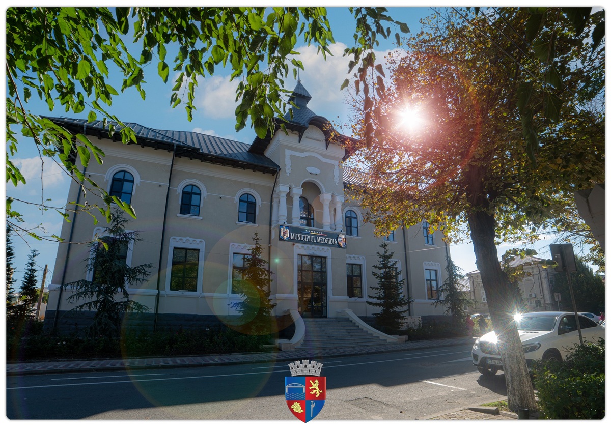 A fost finalizat proiectul intitulat Dotarea cu mobilier, materiale didactice şi echipamente digitale a unităţilor de învăţământ preuniversitar și a unităților conexe din municipiul Medgidia, judeţul Constanţa
