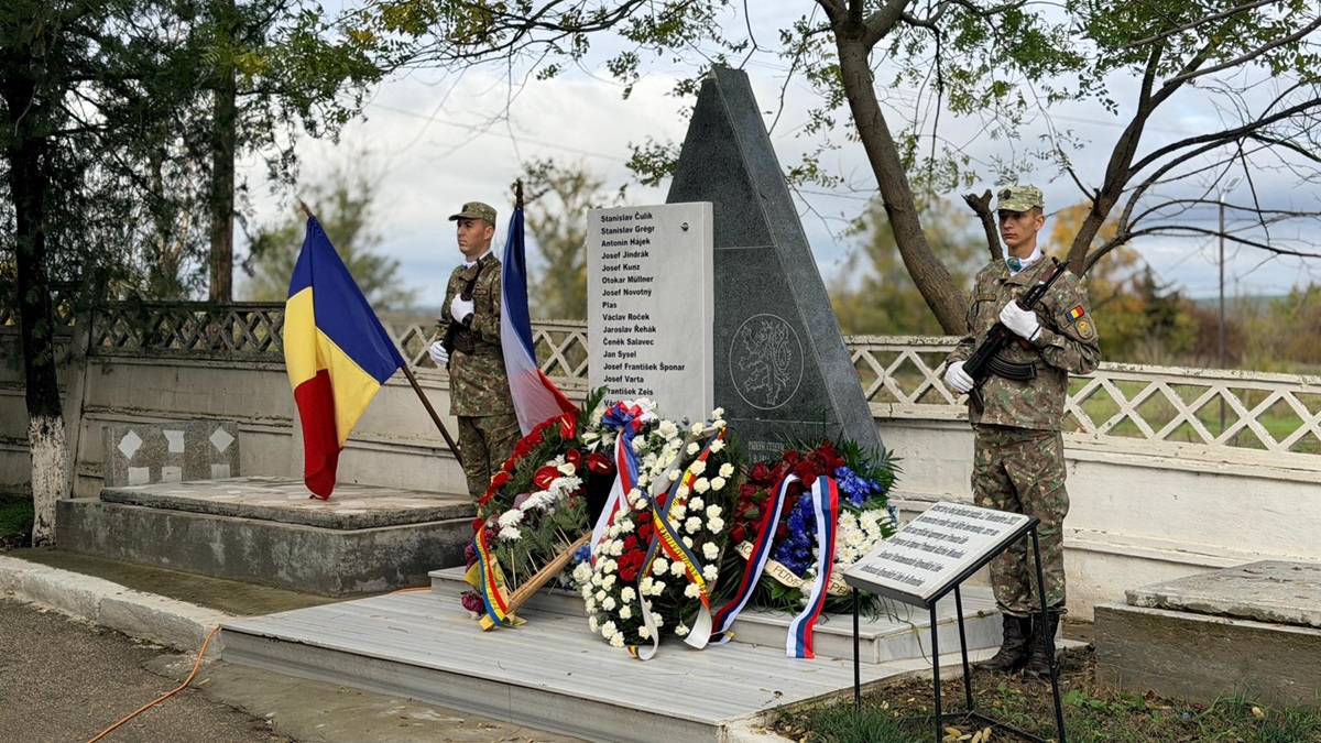 FOTO La Medgidia a avut loc ceremonia de comemorare a eroilor din Primul Război Mondial