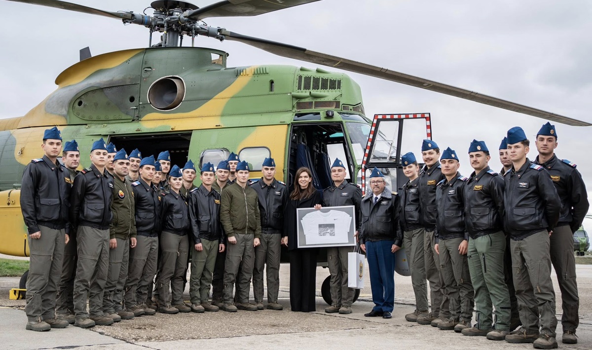 FOTO Simona Halep, prezentă la Baza 57 Aeriană Mihail Kogălniceanu, la omagierea căpitanului aviator Constantin Cantacuzino