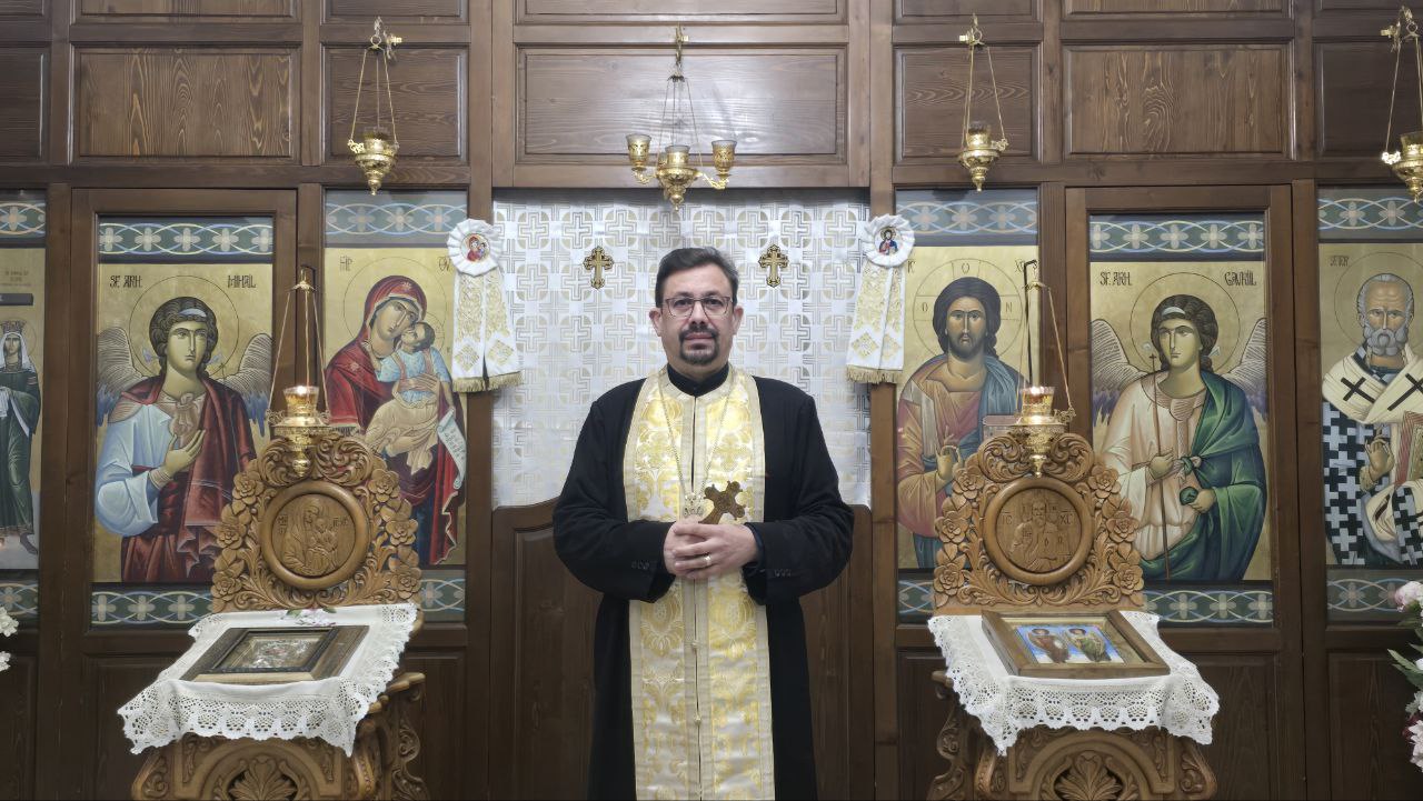 FOTO Hrană pentru suflet: O lecție despre credință, iubire și iertare spusă de părintele Adrian Pătrașcu, parohul Bisericii Sfântul Ierarh Nicolae din Năvodari: Să învieze Hristos în noi!