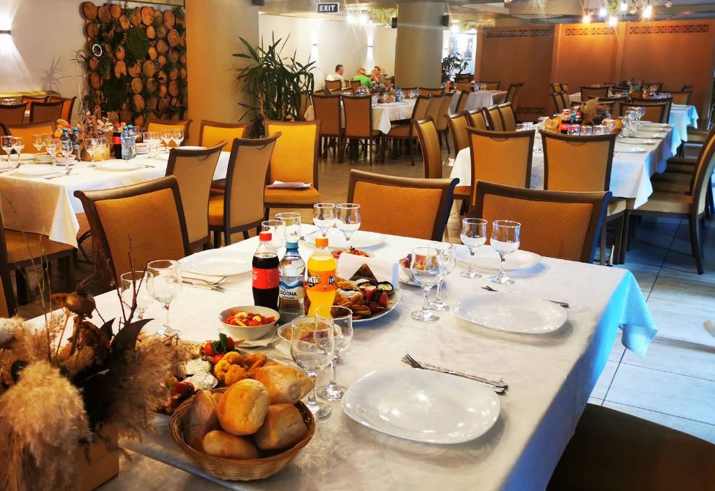 Afacere în domeniul HoReCa: două restaurante de succes din Constanța, scoase la vânzare. Vezi cine le deține