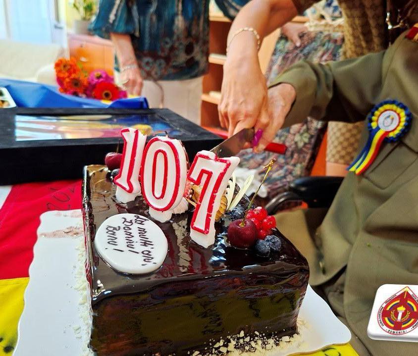 colonel (r.) Ion Vasile Banu a primit Ordinul Virtutea Militară în grad de Cavaler