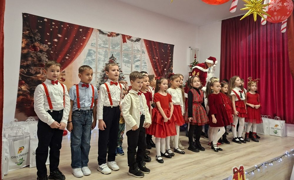 FOTO A fost inaugurată sala nouă de spectacole de la Școala Primară Ion Creangă Schitu, structura Școlii Gimnaziale Mihai Eminescu din Costinești