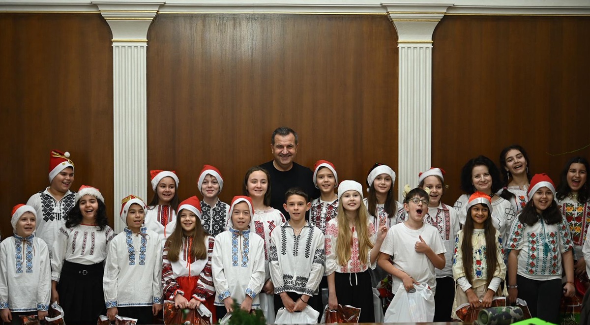 Primăria Medgidia colinde Valentin Vrabie