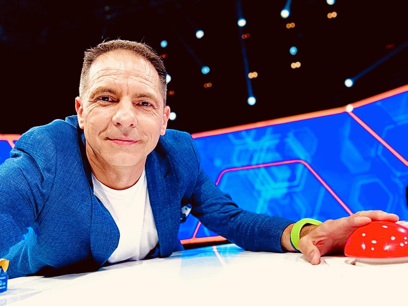 După ce Pro TV a renunțat la emisiunea lui Cătălin Măruță după 18 ani, Dan Negru vine cu propriul scenariu