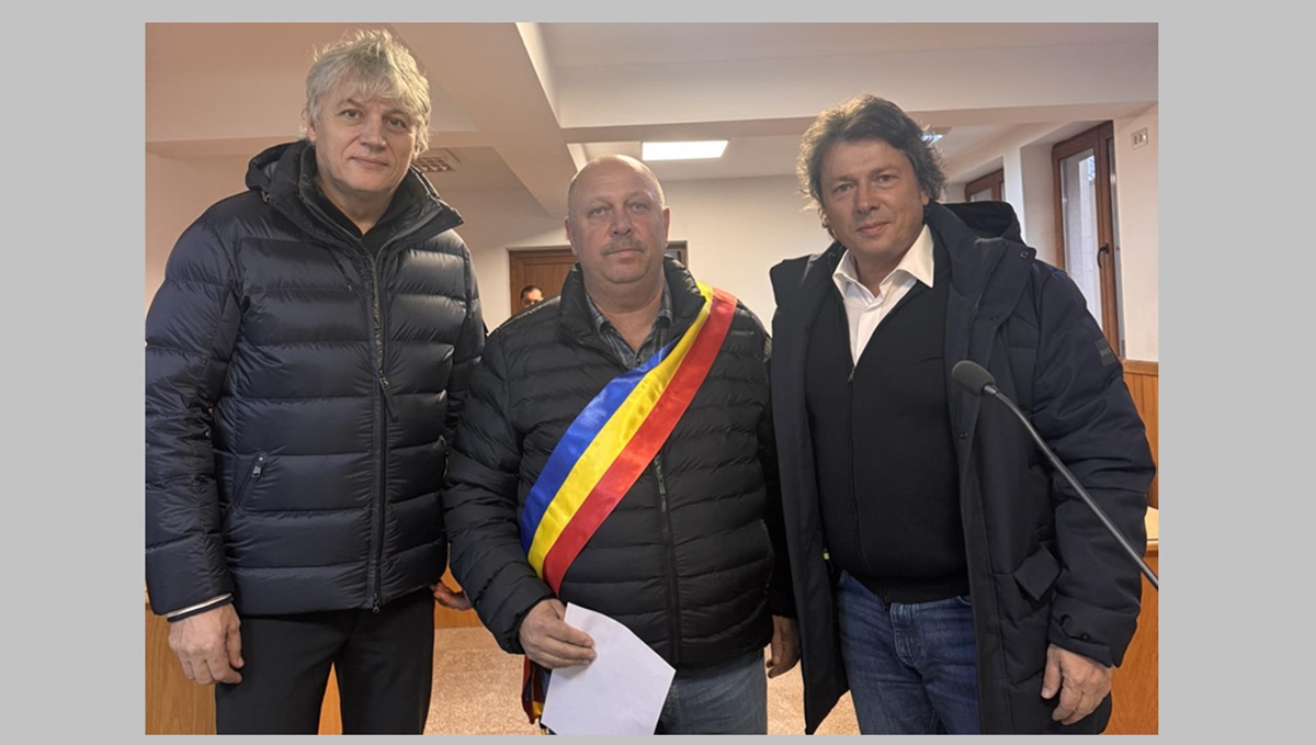 Iusein Visel a depus jurământul în calitate de primar al comunei Dobromir