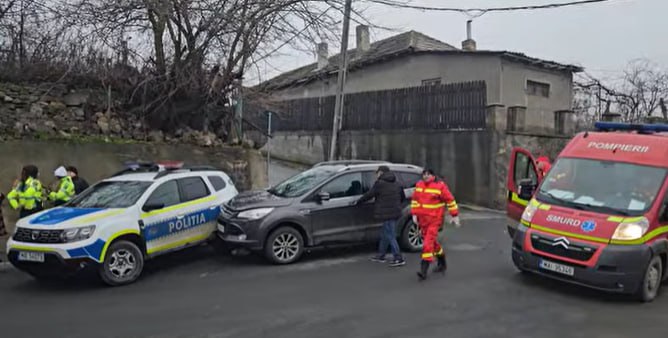 OFICIAL: Doi polițiști din Cernavodă au ajuns la spital după ce autospeciala în care se aflau în patrulare a fost implicată într-un accident!