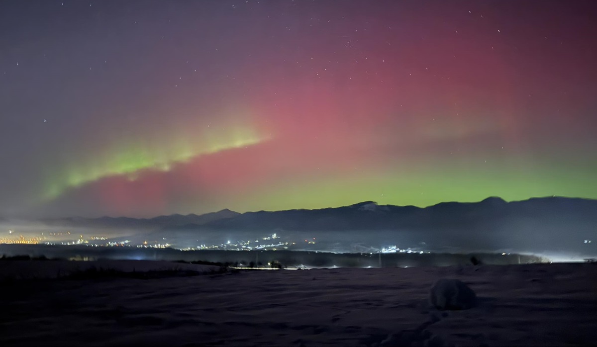 Aurora boreală, văzută din România! Cum a fost posibil