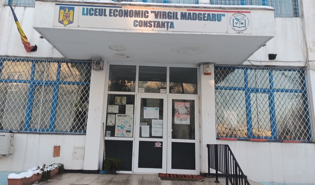 Conducerea și mai mulți profesori ai Liceului Economic Virgil Madgearu din Constanța: Liceul este mai mult decât imaginea unui conflict sau a unei dispute publice
