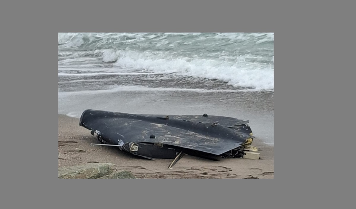 UPDATE EXCLUSIV FOTO VIDEO Dronă prăbușită pe plaja de la Costinești: Autoritățile, în ALERTĂ