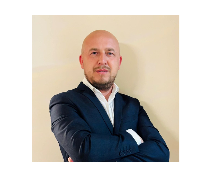 Demersul consilierului local AUR, Ștefan Ciprian Dimu, de a solicita revocarea hotărârii de Consiliu Local Ovidiu privind majorarea impozitelor și taxelor locale, nu a avut impact pozitiv. Ce declară acesta