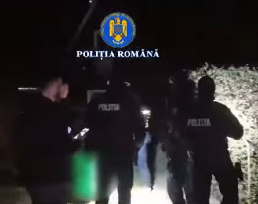 Percheziții în Medgidia și Cernavodă: o rețea de trafic de minori a fost destructurată. Trei persoane, reținute pentru exploatare sexuală și proxenetism
