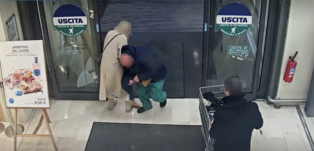 VIDEO Momentul ȘOCANT în care un român încearcă să răpească o fetiță de un an: Copilul a suferit o fractură la picior
