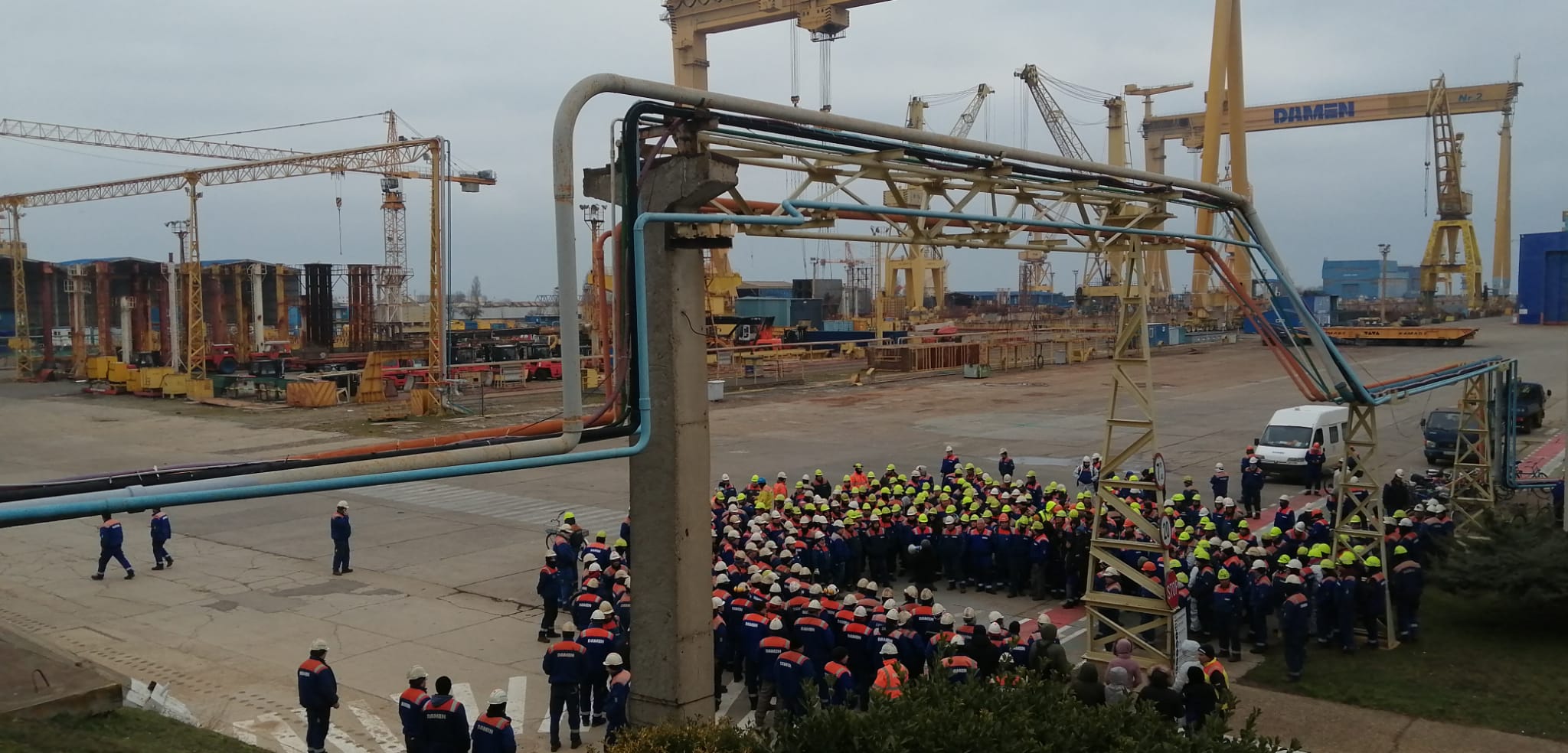 PROTEST spontan la Damen Mangalia