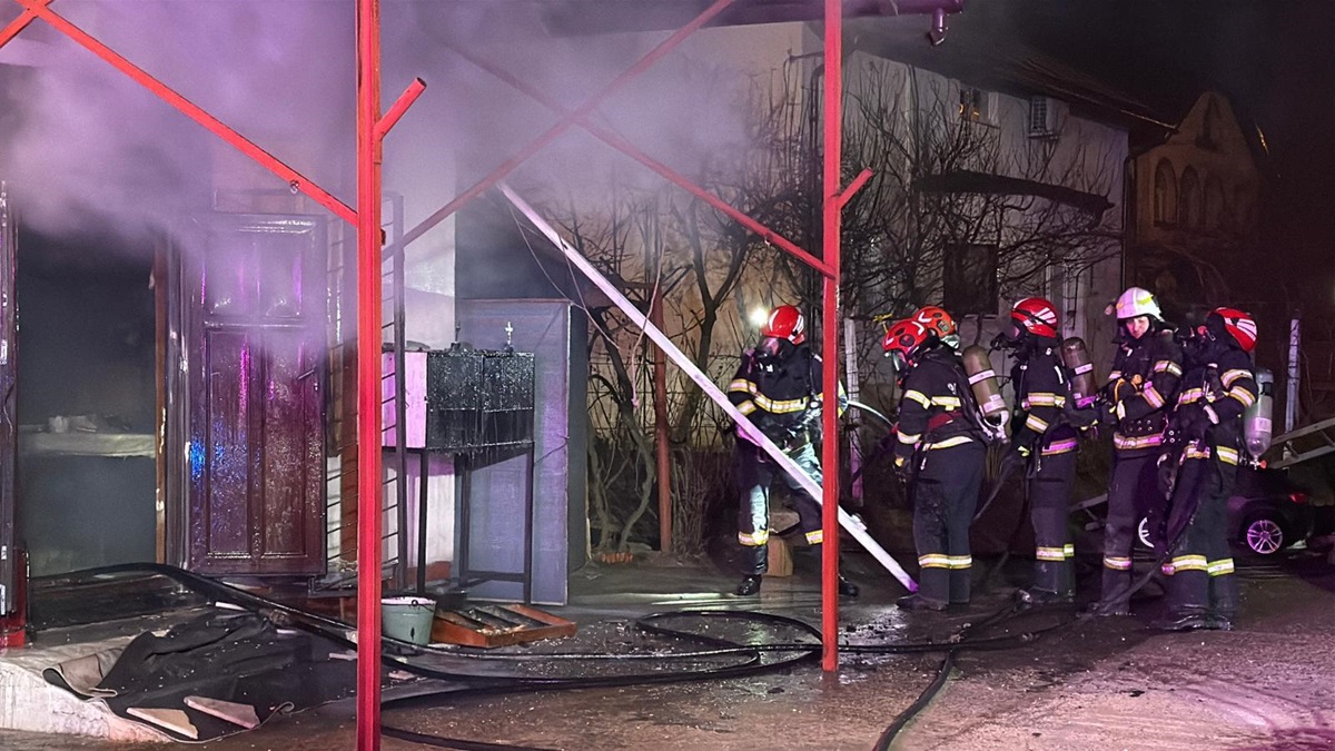incendiu biserică Tulcea ISU Delta pompieri