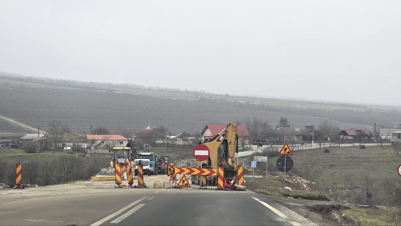OFICIAL! Iată când va fi gata podul de Crucea! Termenul de finalizare a reparațiilor, PRELUNGIT. Vezi aici când se va circula normal