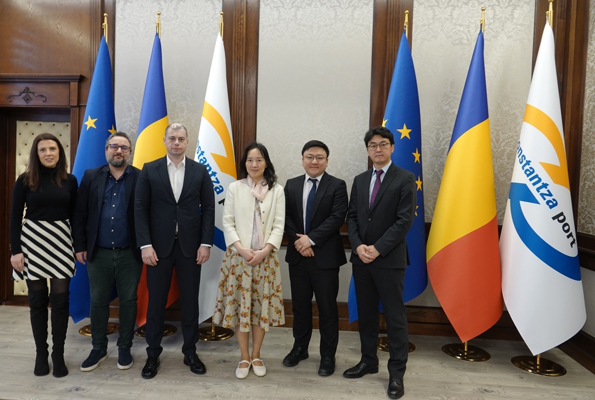 Reprezentanții Ambasadei Republicii Coreea în România, vizită în portul Constanța! Vezi aici care au fost temele de discuții