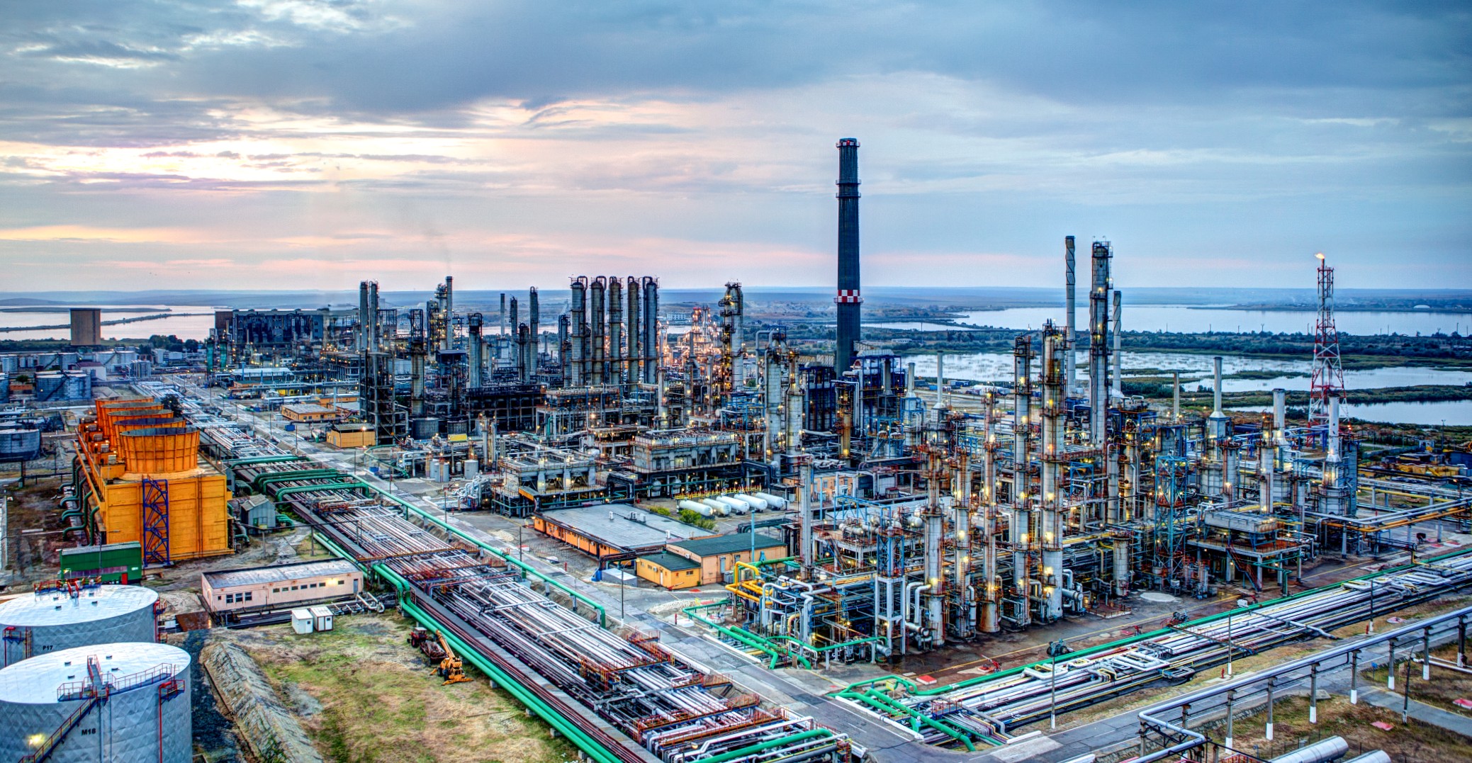 Petrochimia din Petromidia produce în premieră un nou sortiment de polimer