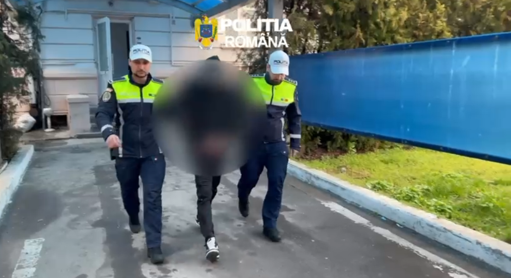 Constanța: Un șofer cu permisul auto suspendat a fost REȚINUT după ce a provocat un accident pe strada Soveja. Fusese trimis în judecată pentru mai multe infracțiuni la regimul rutier