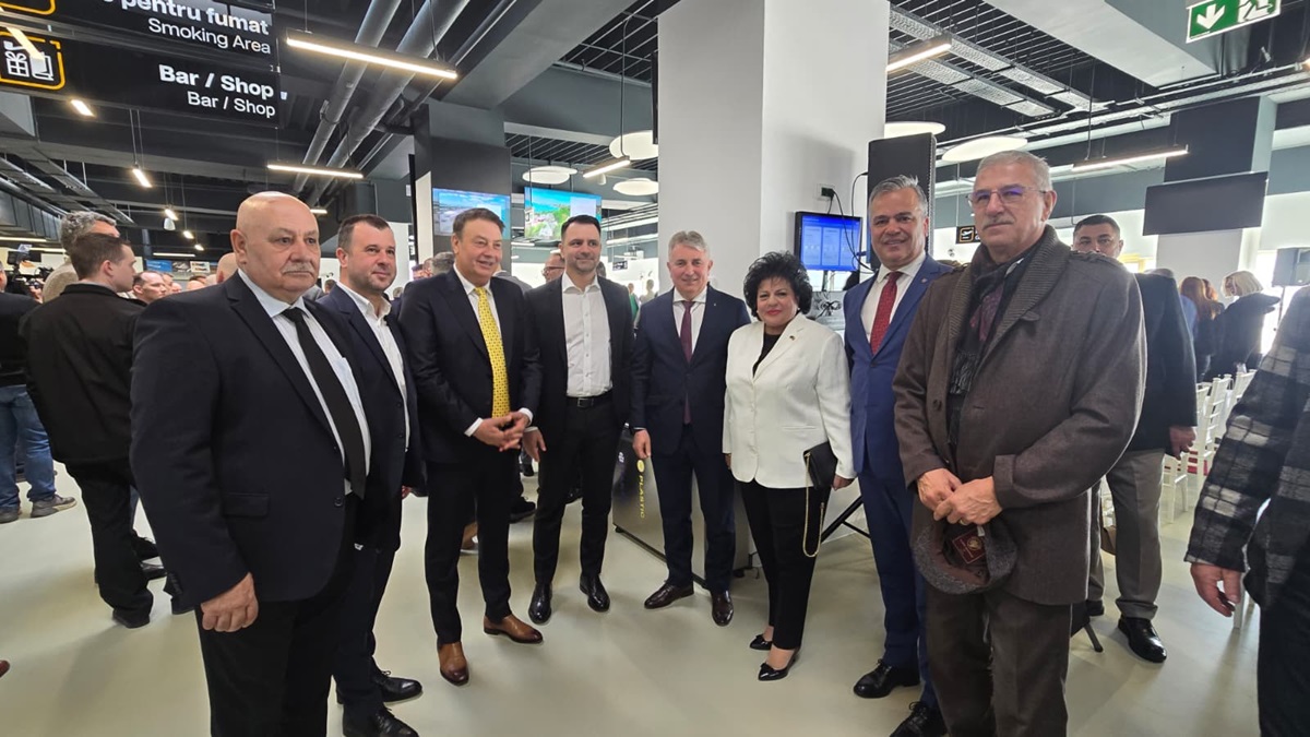 LIVE FOTO VIDEO Aeroportul Internațional Mihail Kogălniceanu inaugurează ASTĂZI noul Terminal de Pasageri! Iată cine este prezent la eveniment