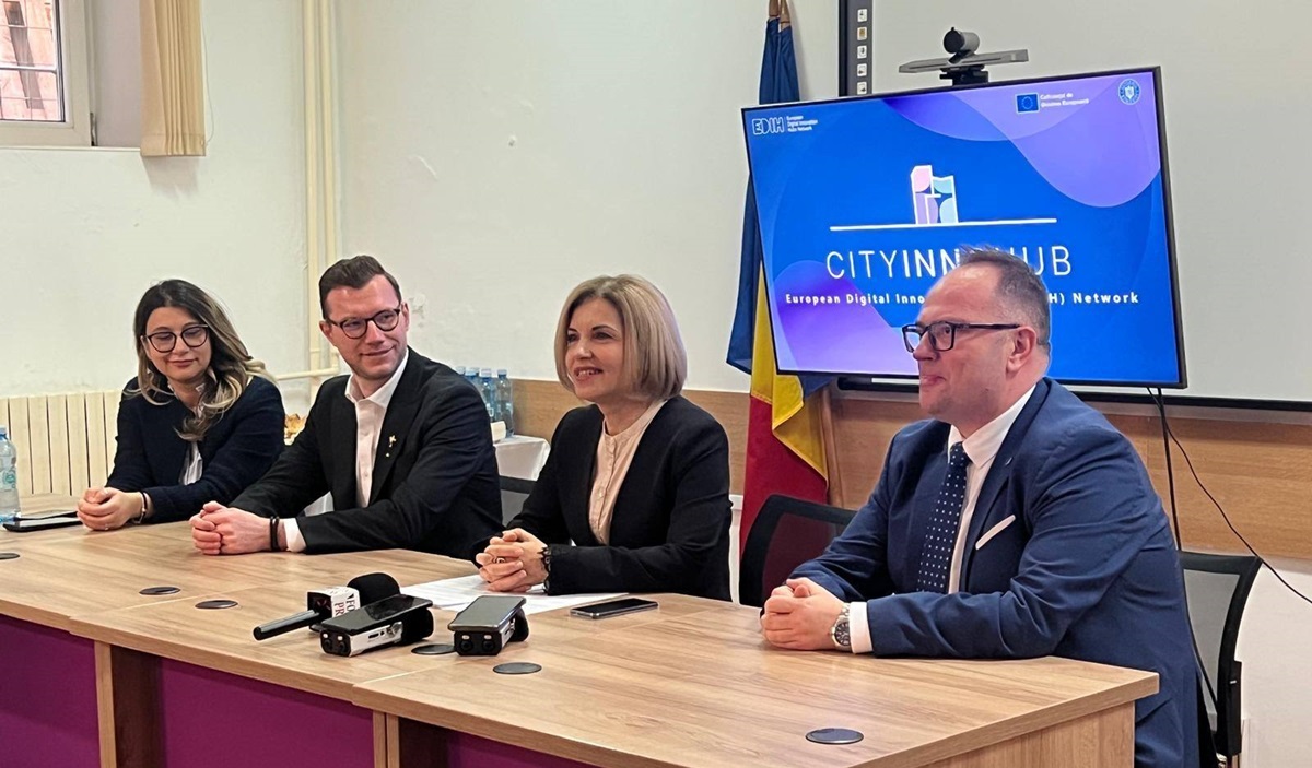 FOTO Școlile și liceele din Constanța vor avea Butonul Roșu anti-bullying și pentru situațiile problematice! ISJ Constanța a lansat proiectul
