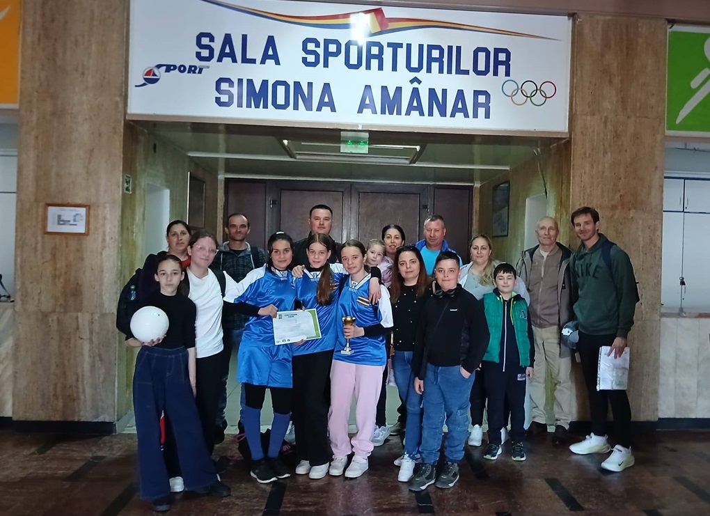 Școala Profesională Ciobanu elevi echipa fete fotbal
