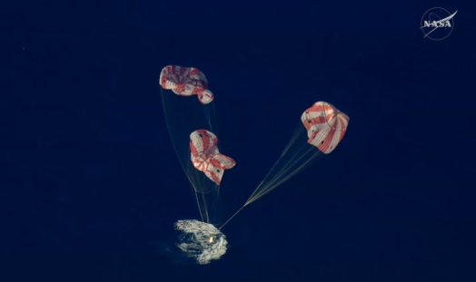 VIDEO Capsula Orion a misiunii Artemis II a amerizat cu succes, după o călătorie până la Lună și înapoi
