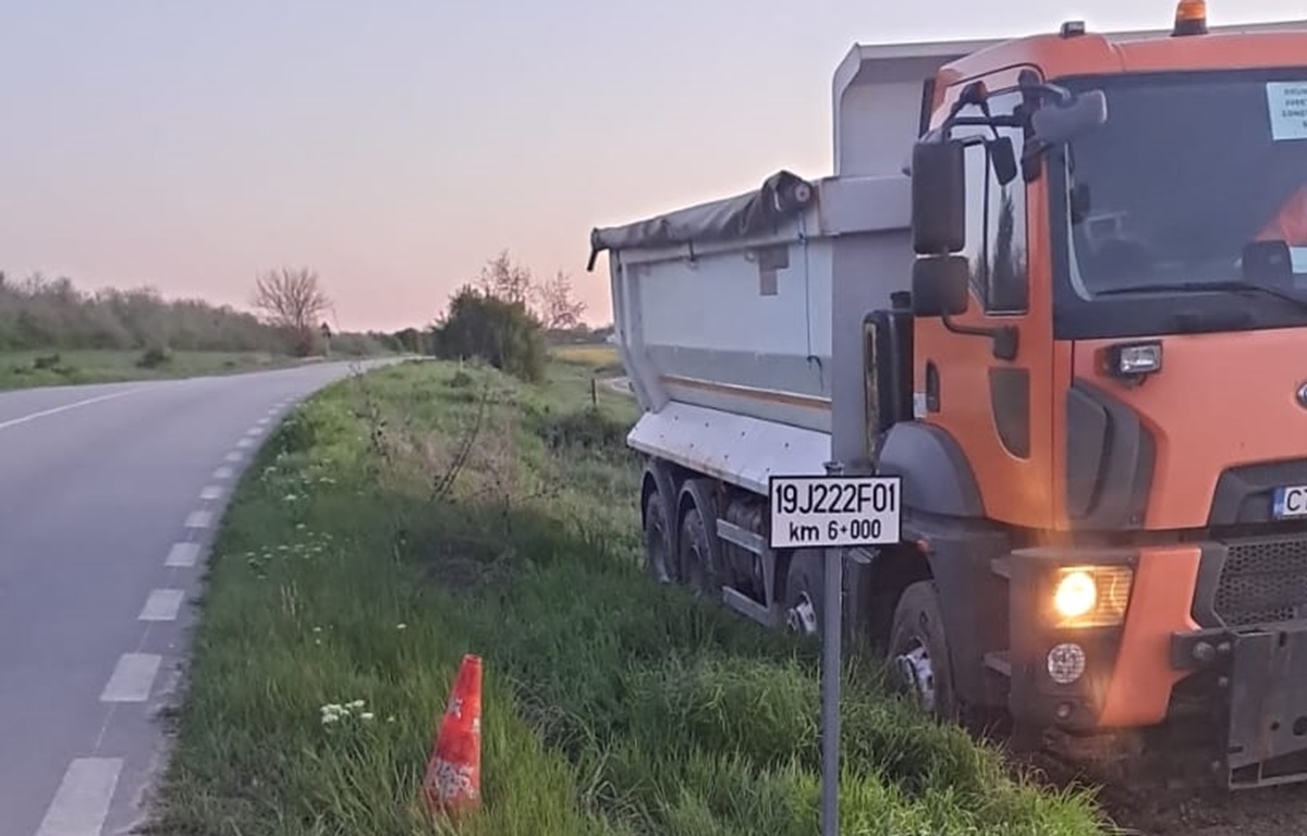 FOTO Recensământul traficului rutier, în plină desfășurare pe drumurile județene din Constanța. Vezi aici ce date esențiale sunt colectate pentru viitoarele investiții în infrastructură