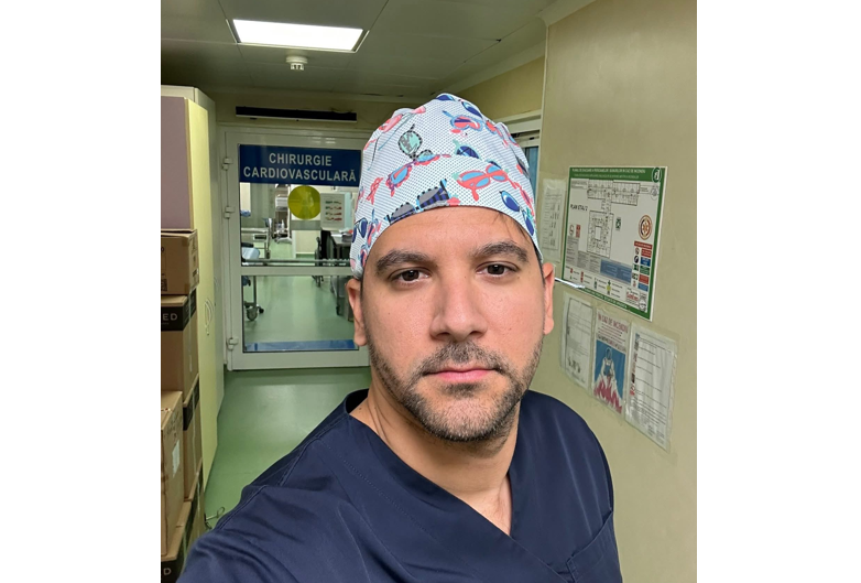 În prima zi de Paște, medicul Adnan Mustafa a salvat viața unui pacient de 93 de ani: Avem cea mai frumoasă meserie din lume!